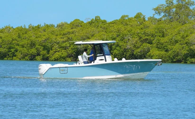 2027 SEA HUNT ULTRA 265SE