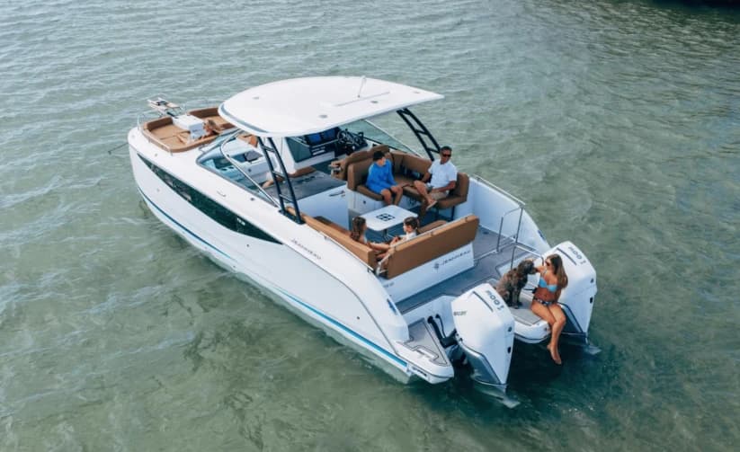 2026 JEANNEAU TH33